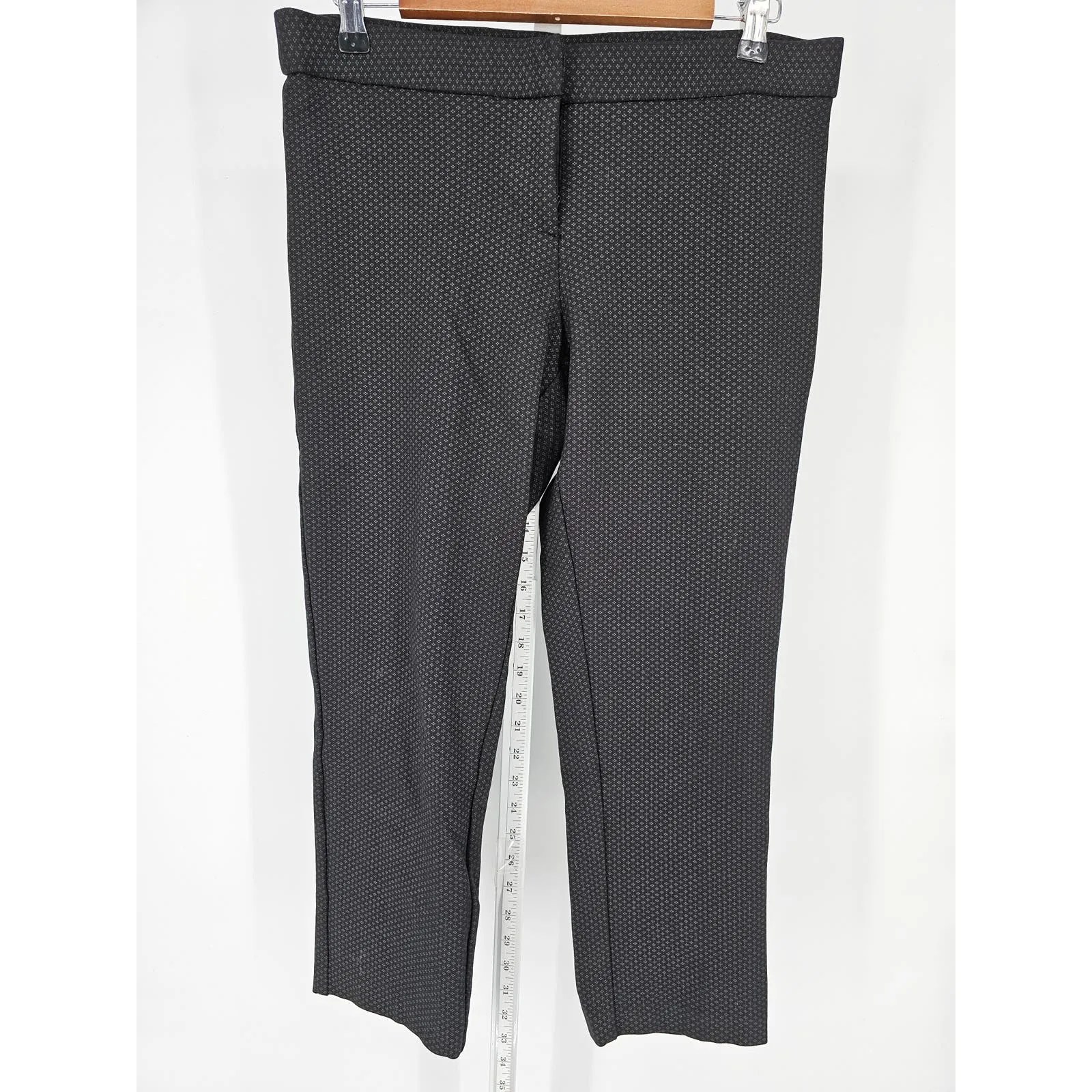Amanda   Chelsea Womens Sz 8 Cropped Black Dress Pants Small Floral Print