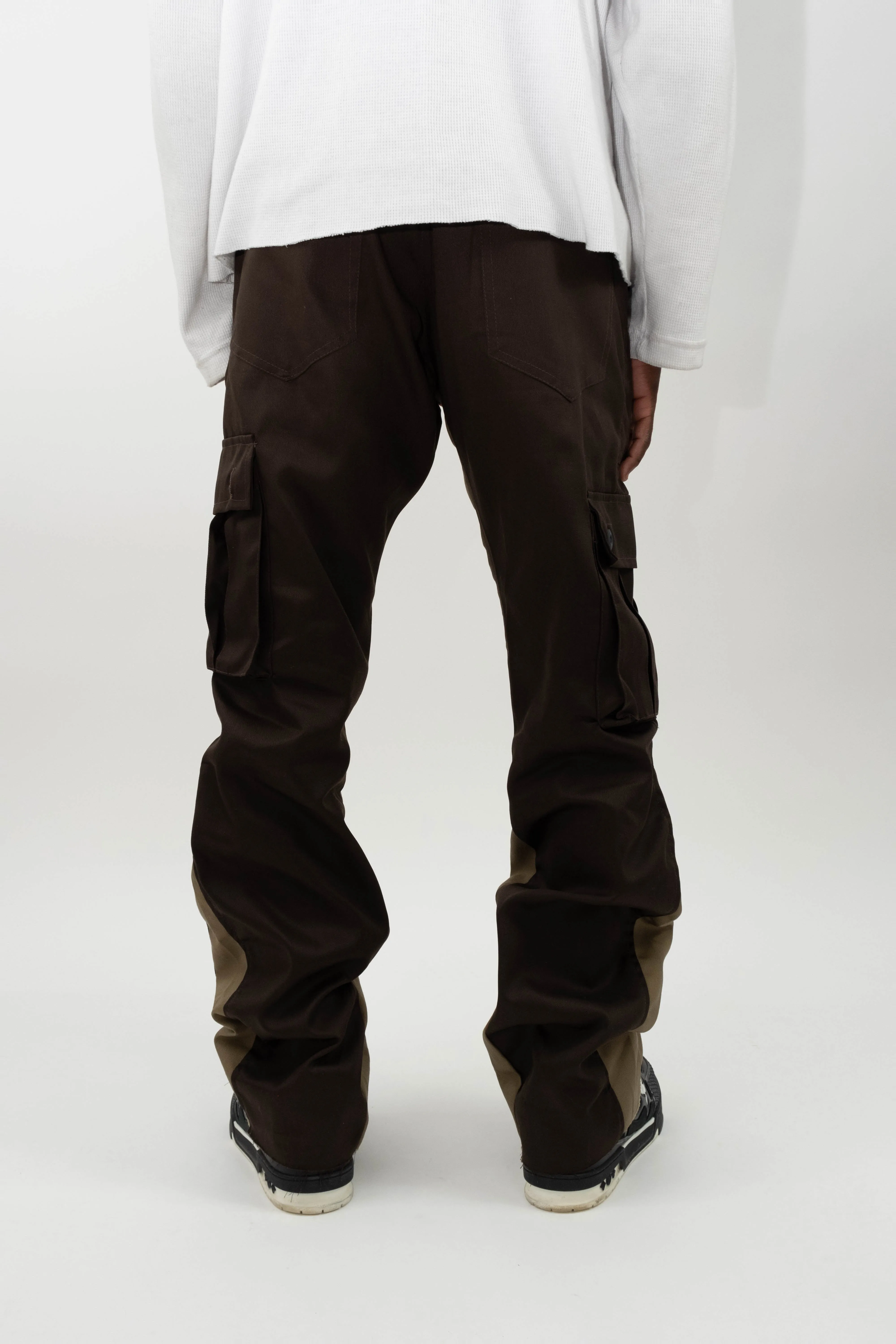 CARGO FLARE TROUSERS - BROWN