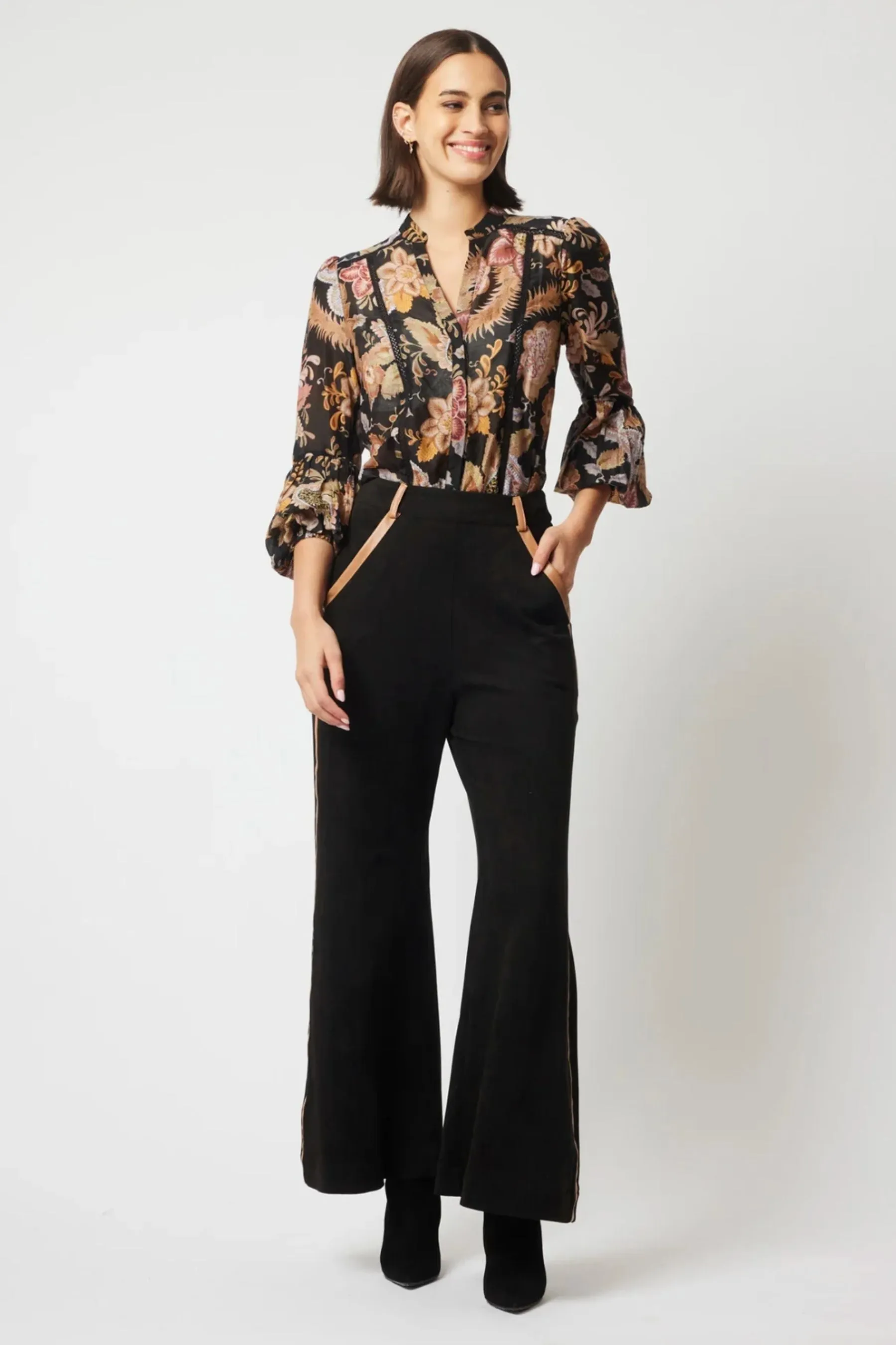Danxia Faux Suede Pant | Black