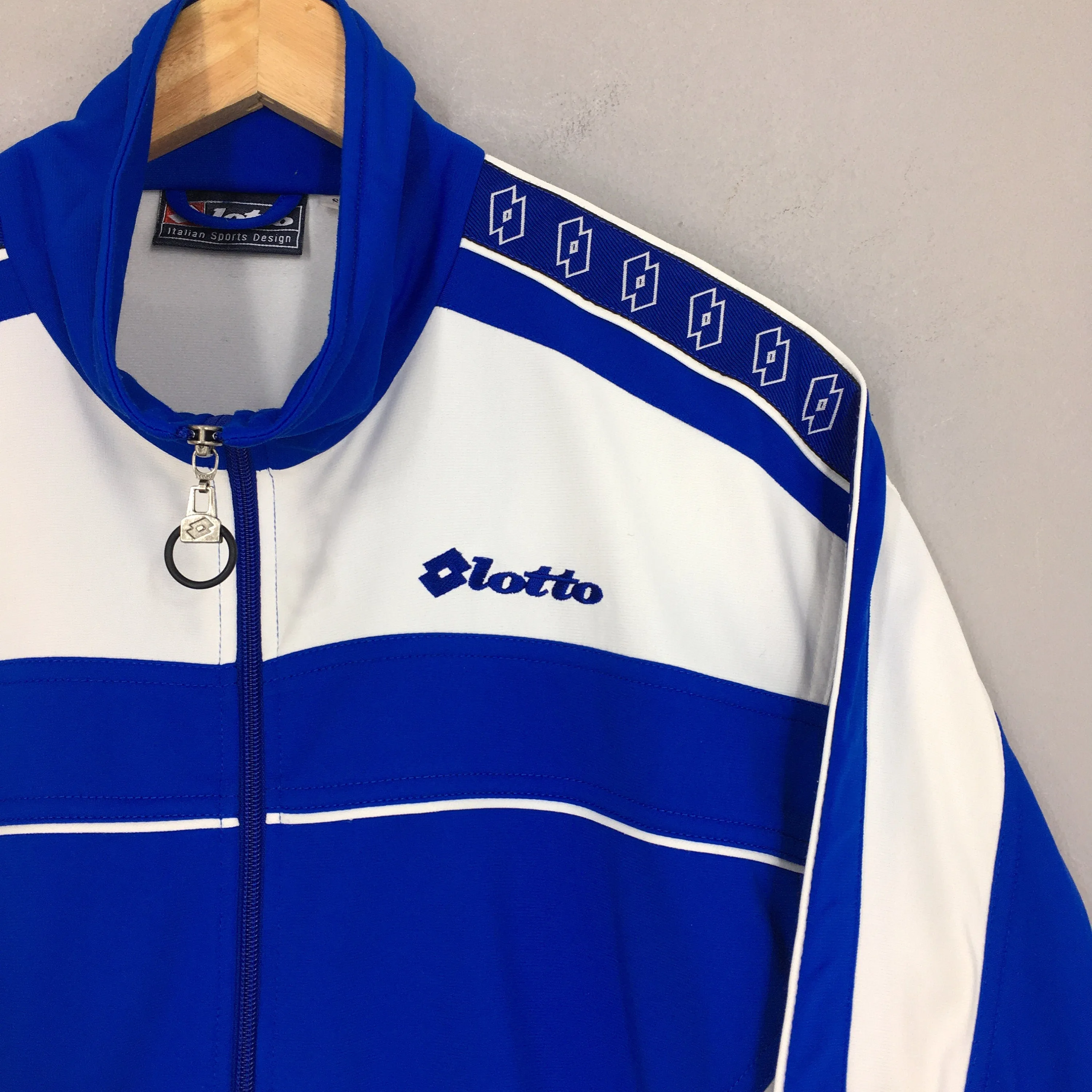 Lotto Windbreaker Jacket Small