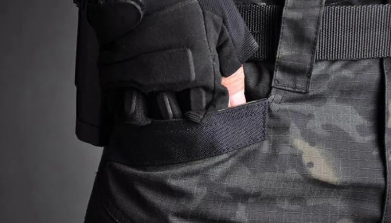 Men's Casual Loose Cargo Pants With Camouflage Print