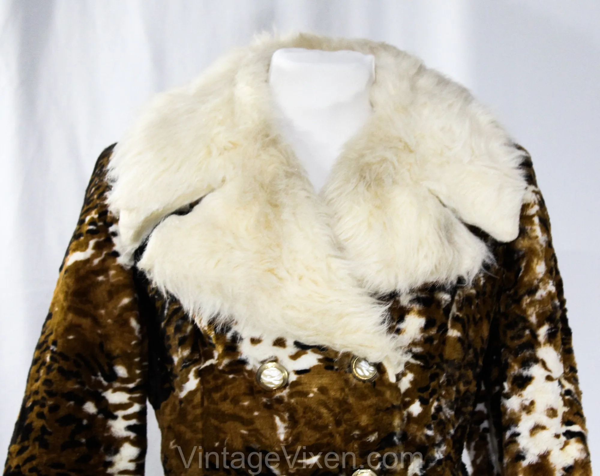 Size 10 Faux Fur Coat - Late 1960s Brindled Vegan Plush Animal Print - Medium 60s Mod Double Breasted Overcoat - Brown Black White - Bust 38